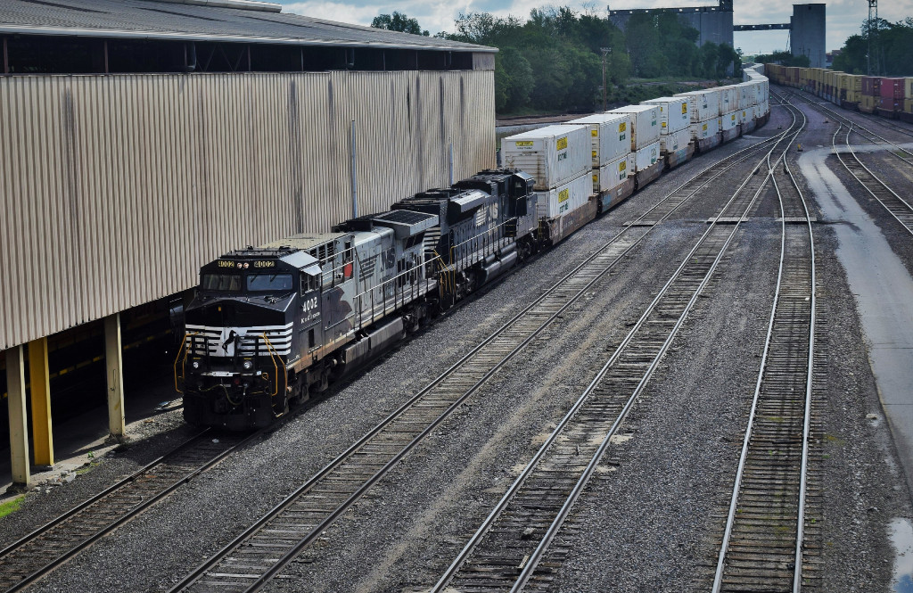 NS 4002 North